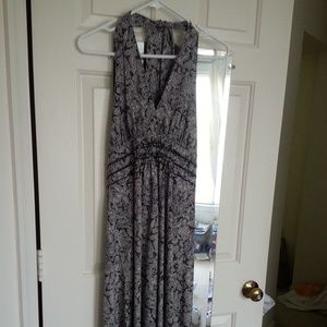 BCBG Maxazria Black & white paisley halter dress L